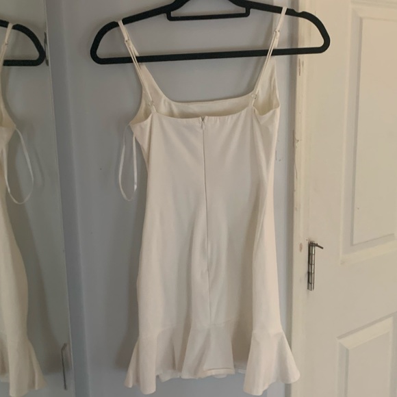 Princess Polly Kirbati Mini Dress White size 2!! - Picture 3 of 4